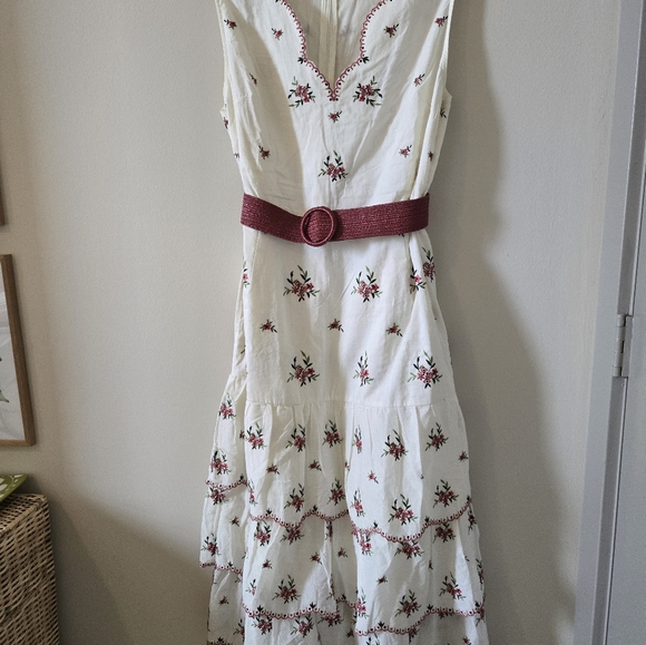 Size 16 Womens sleeveless long dress with belt - Picture 2 of 6